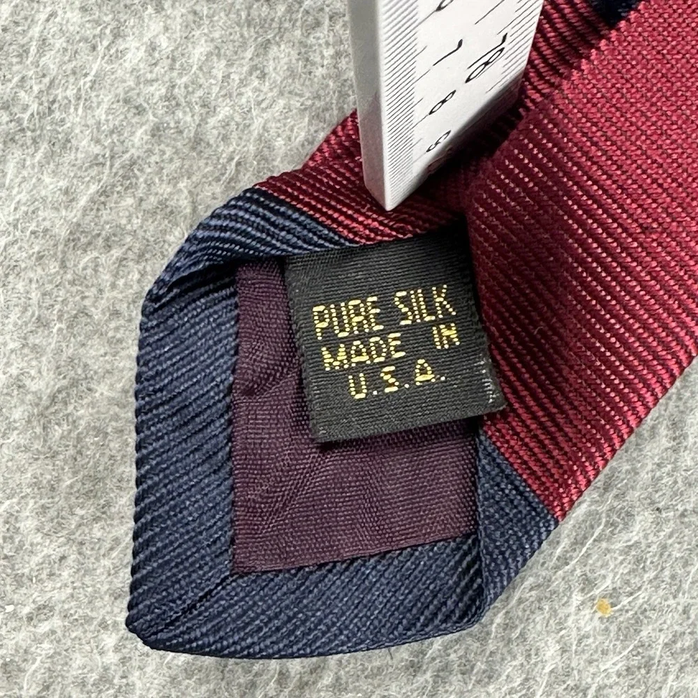Vintage Bergdorf‎ Goodman Silk Tie Navy Red Regimental Stripe USA 56x4
